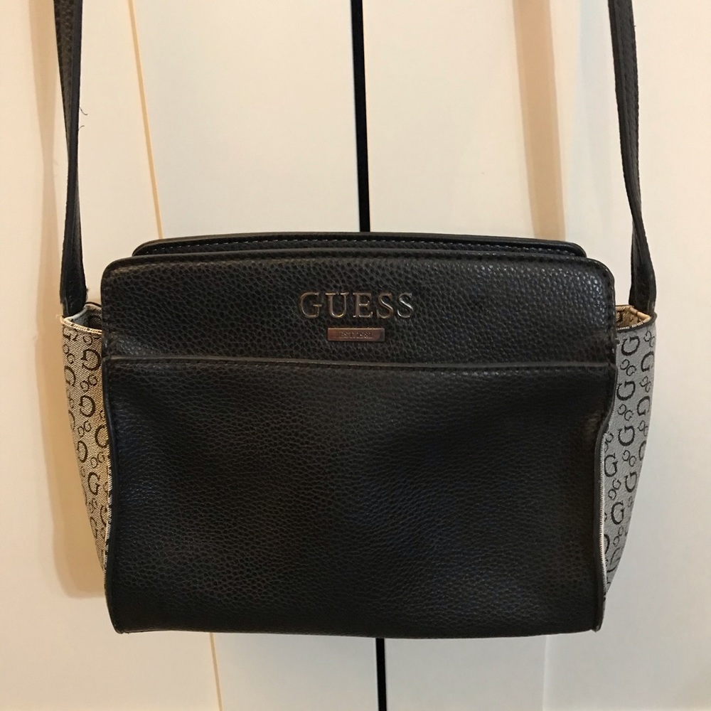 Guess Crossbody